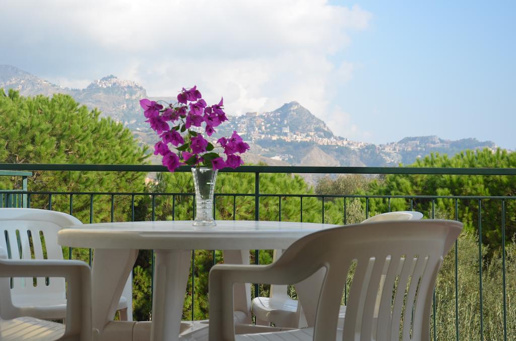 Villa Collina Giardini Naxos Værelse billede